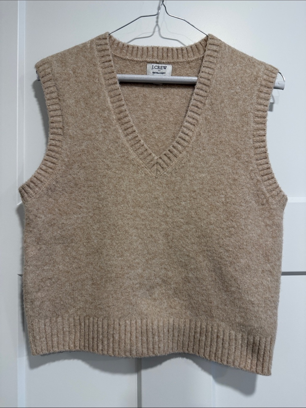 J.Crew Extra Soft Camel V-Neck Sweater Vest XS Preppy Classic 🤎